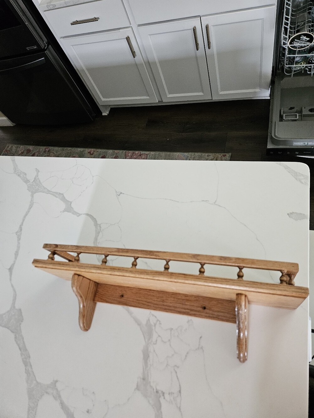 Wooden Wall Shelf with Spindle Rail in Light Oak